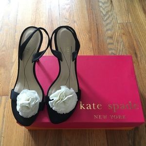 Kate Spade -"Lucia" Black and Cream 6 1/2M shoe